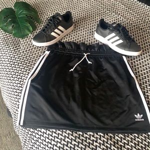 Adidas black skirt